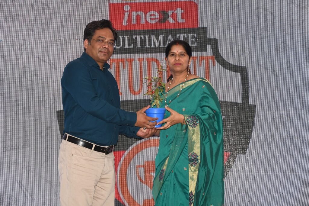 Sangita Tiwari - Principal of P.N. National Public School Gorakhpur
